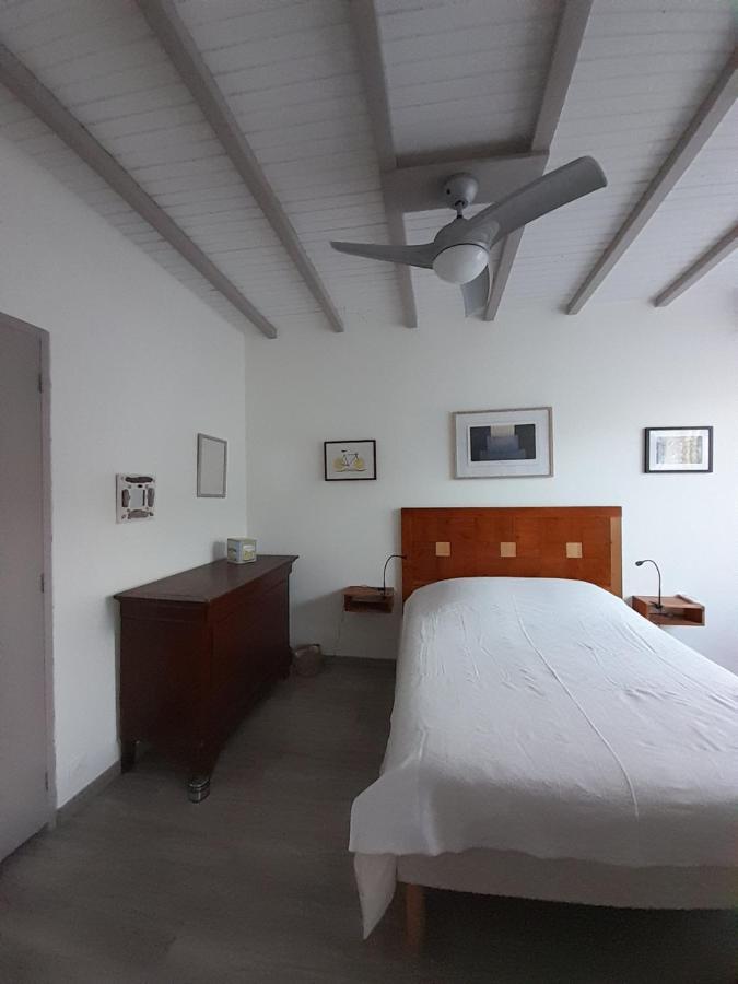 La Pause Sous Le Pin B&B Chambres D'Hotes Capestang Eksteriør billede